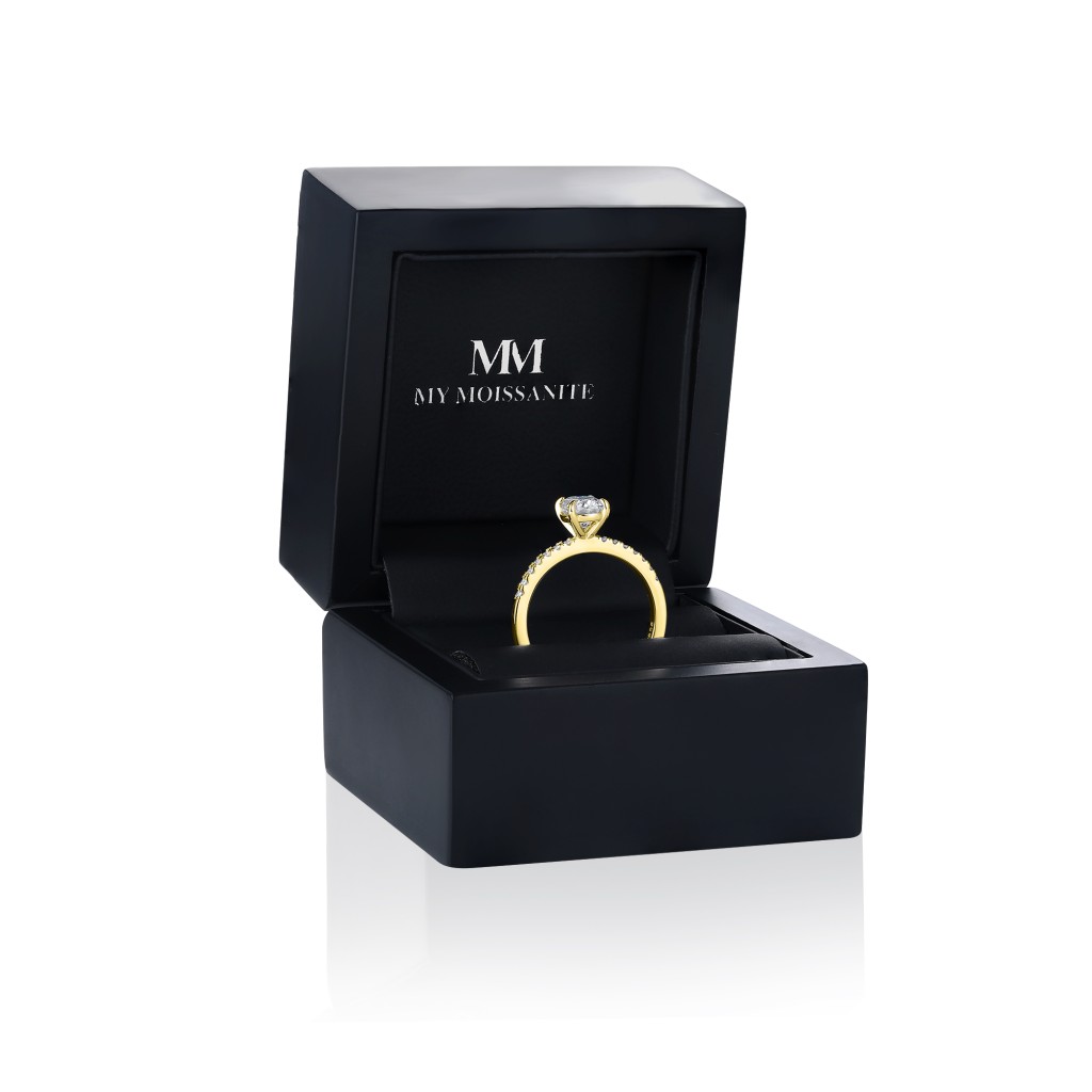 C and c moissanite best sale