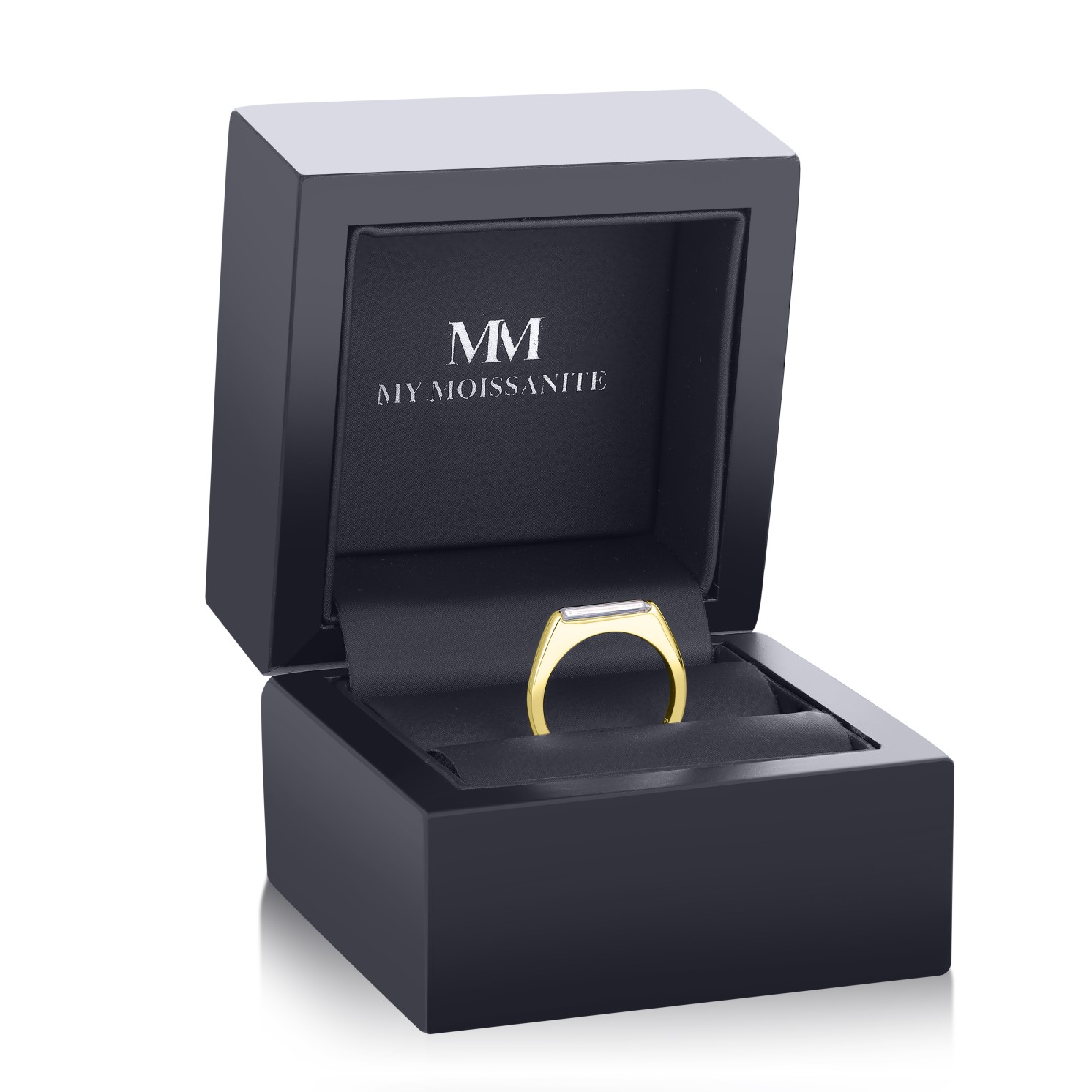Aurelia - Solitaire Moissanite Baguette Ring Aurelia - Solitaire Moissanite Baguette Ring