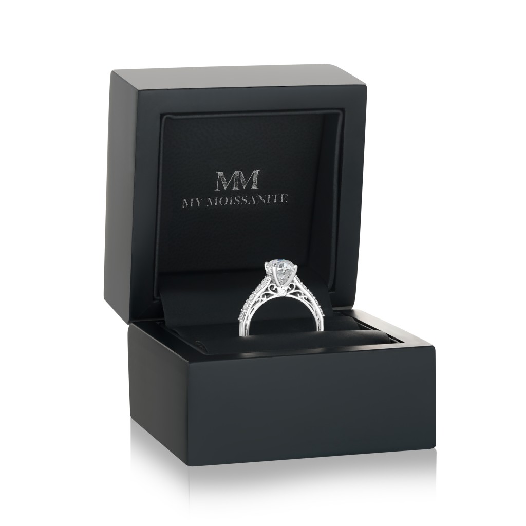 Moissanite helzberg top