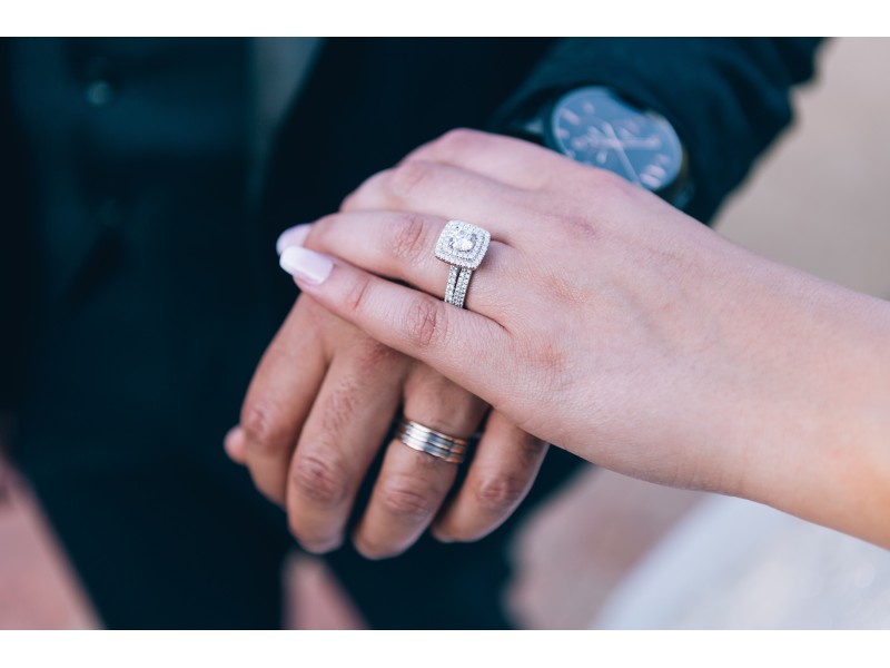 Moissanite Engagement Ring: Why It’s The Perfect Choice