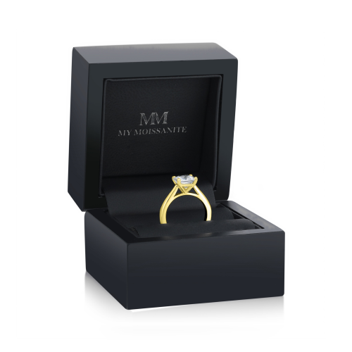 Iris – Princess Solitaire Moissanite Ring