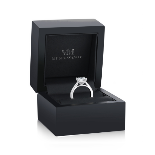 Iris – Princess Solitaire Moissanite Ring