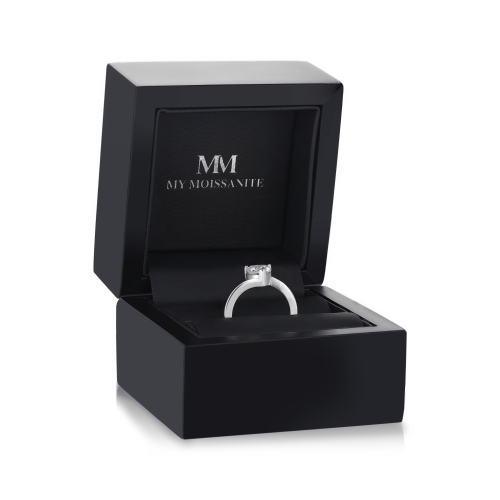 Amora - Heart Solitaire Moissanite Ring