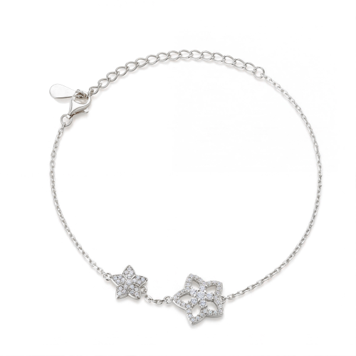 Fiorella - Adjustable Moissanite Flower Charm Bracelet with Pavé Settings