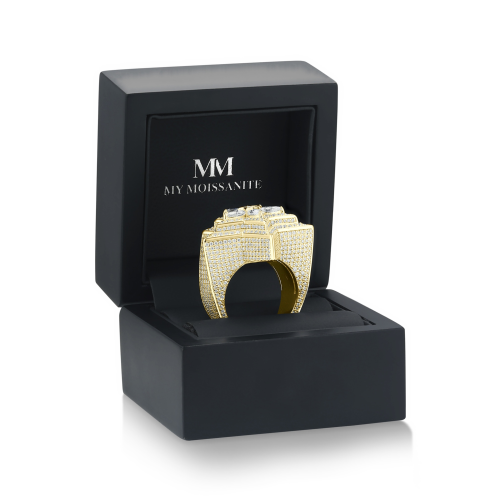 Zenith - Men's Pear Cut Moissanite Star Ring with Pavé Setting