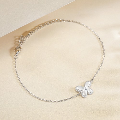 Bloomique - Moissanite Charm Bracelet with Floral Motif and Sparkling Accents