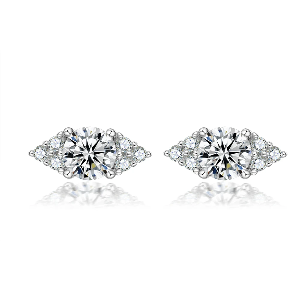 Lustrous - Moissanite Stud Earrings