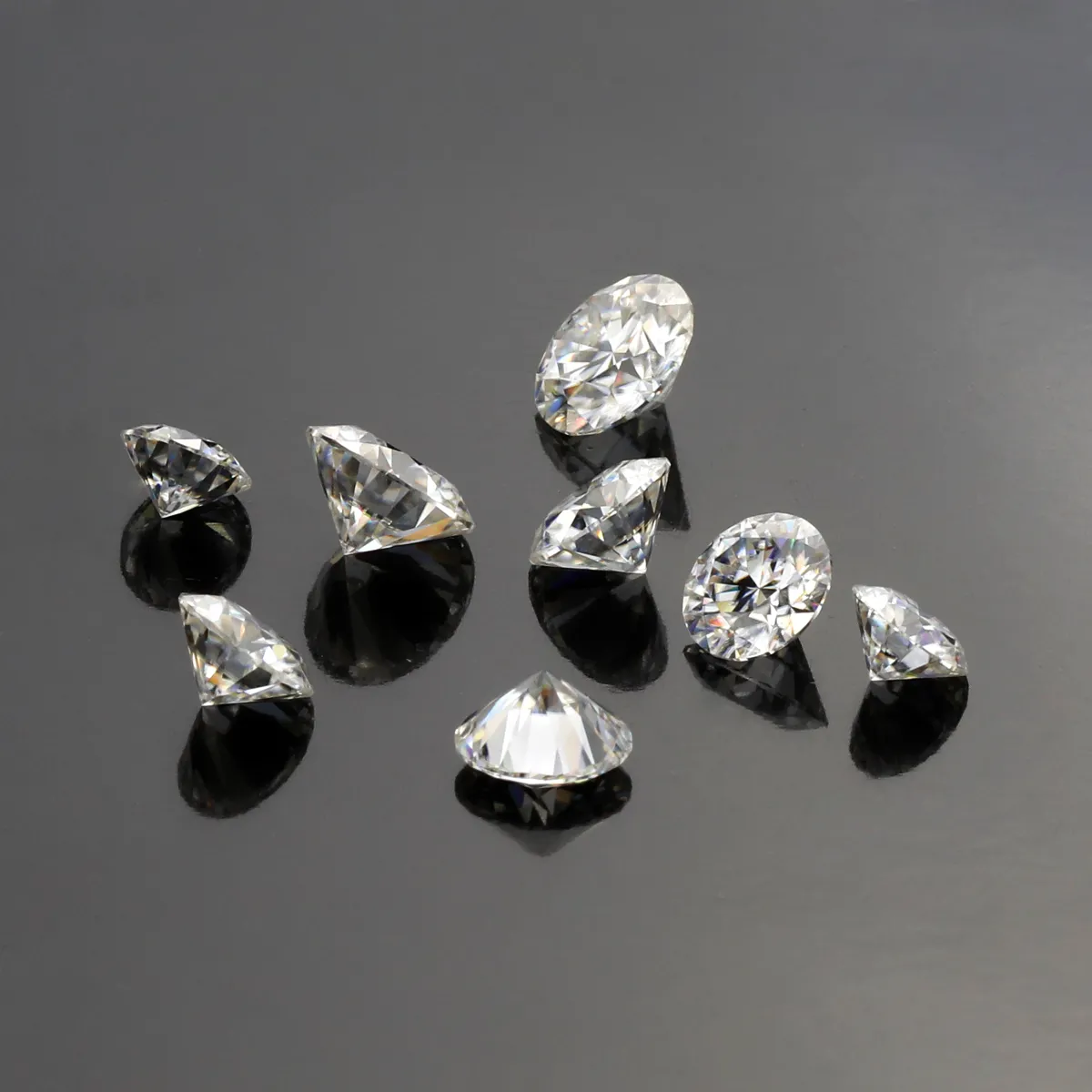 Loose Moissanite Stones - Round Cut