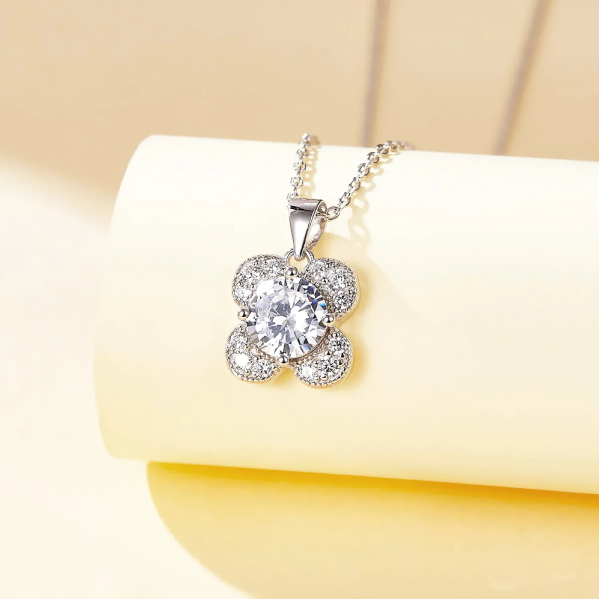 Flora - Clover Design Moissanite Pendant with Pavé Accents