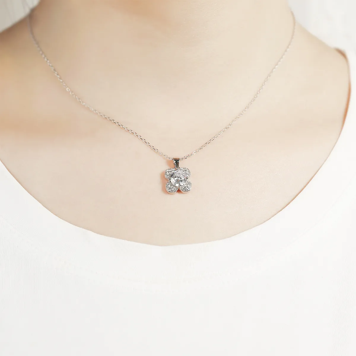 Flora - Clover Design Moissanite Pendant with Pavé Accents