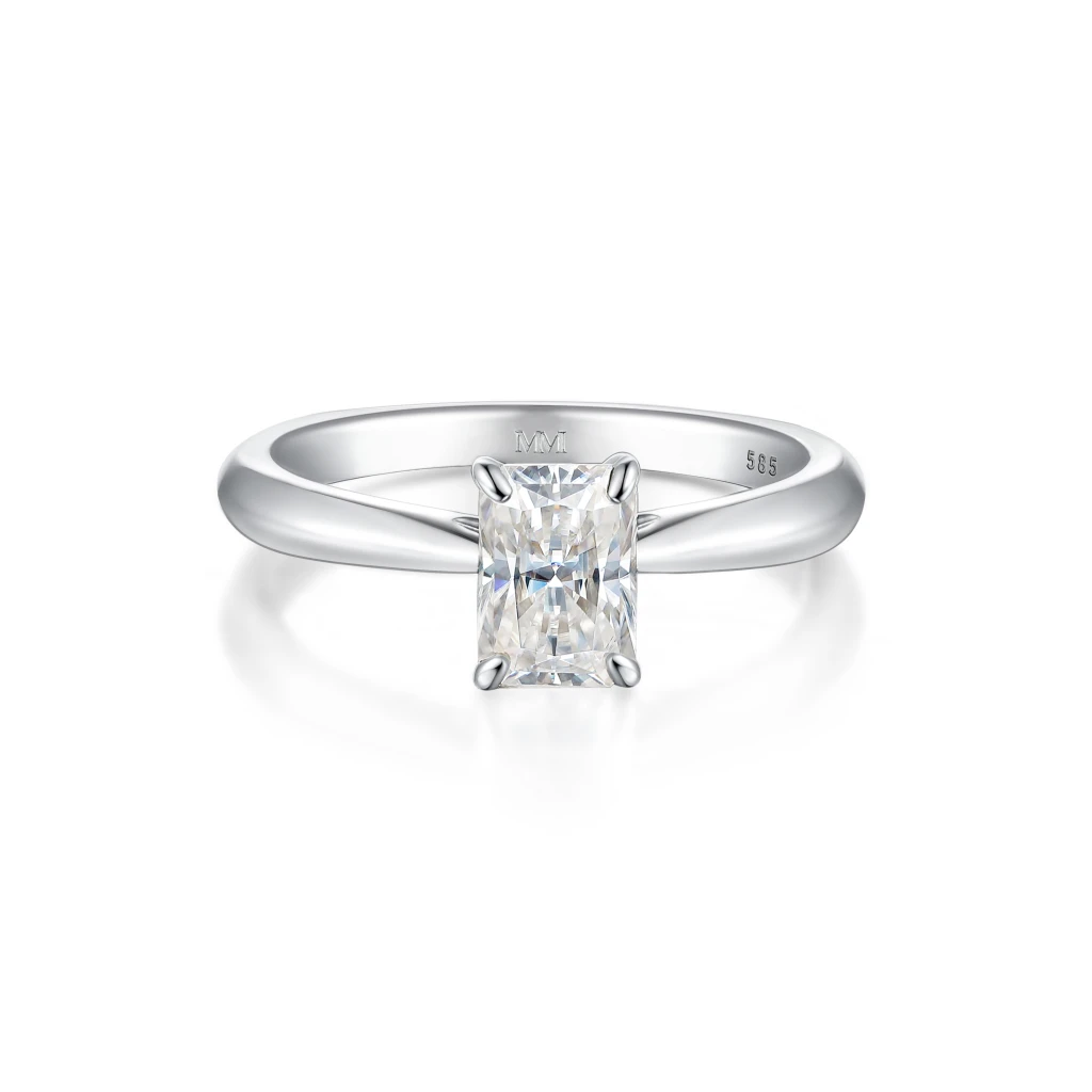 Lustra – Radiant Solitaire Moissanite Ring
