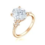 Ovaline - Moissanite Ring with Minimalistic Side Stones Ovaline - Moissanite Ring with Minimalistic Side Stones