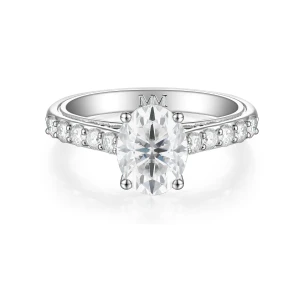 Fiorenza - Timeless Moissanite Ring with Pavé Band and Gallery Detail