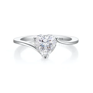 Amora - Heart Solitaire Moissanite Ring