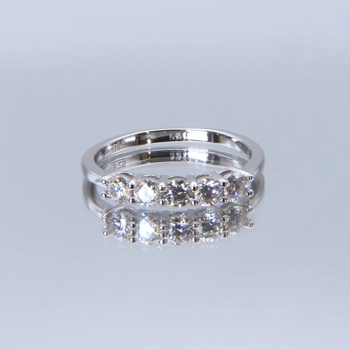 Quintella - 5 Stones Moissanite Anniversary Ring