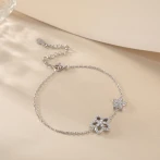 Fiorella - Adjustable Moissanite Flower Charm Bracelet with Pavé Settings