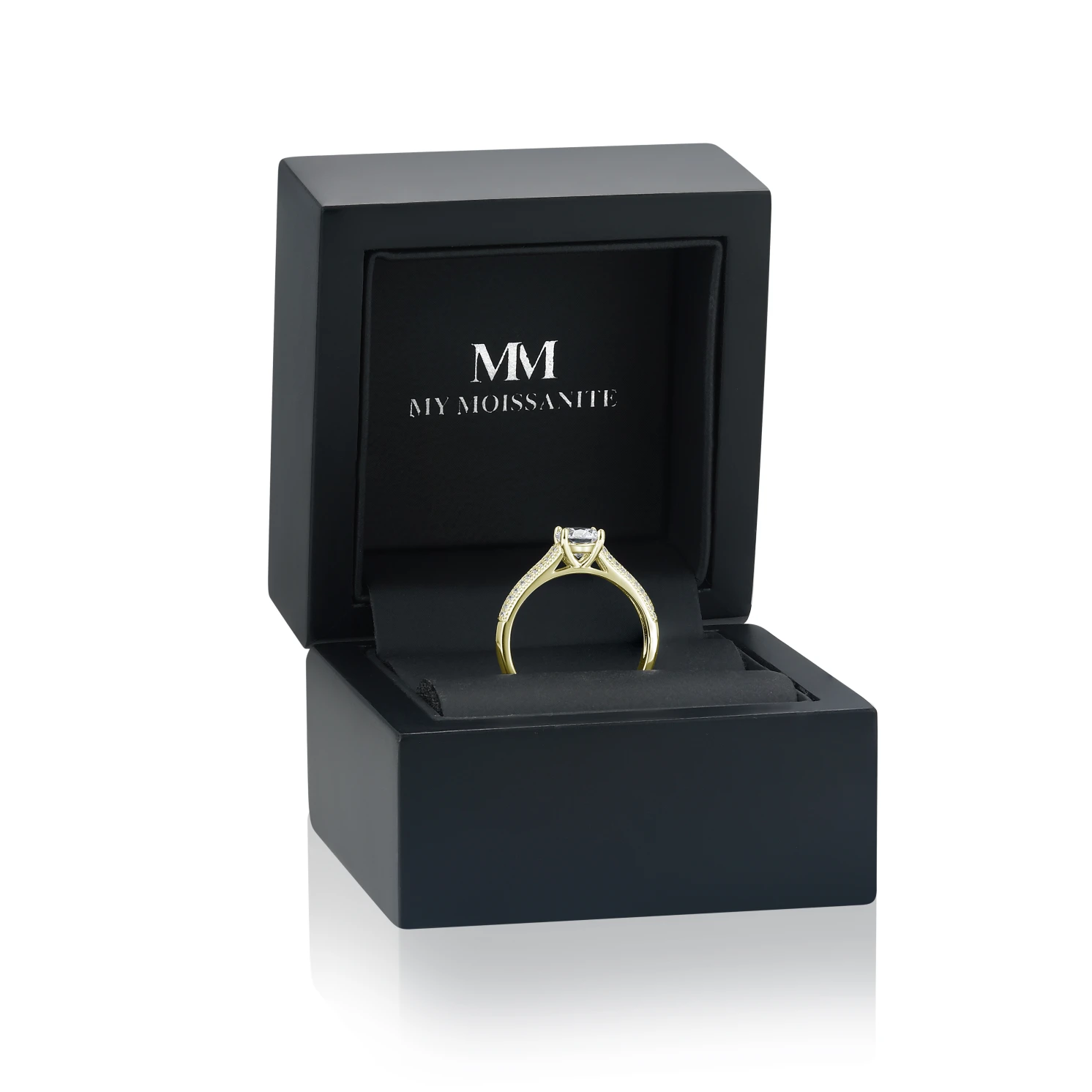 Venette - Moissanite Engagement Ring With Pavé Side Stones