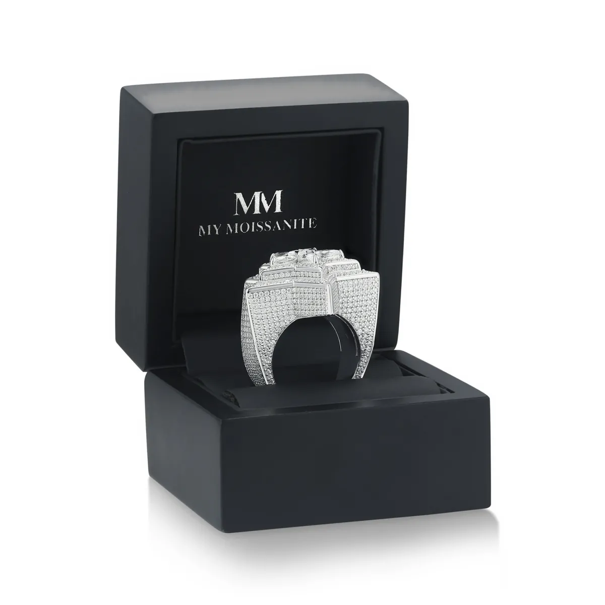 Zenith - Men's Pear Cut Moissanite Star Ring with Pavé Setting