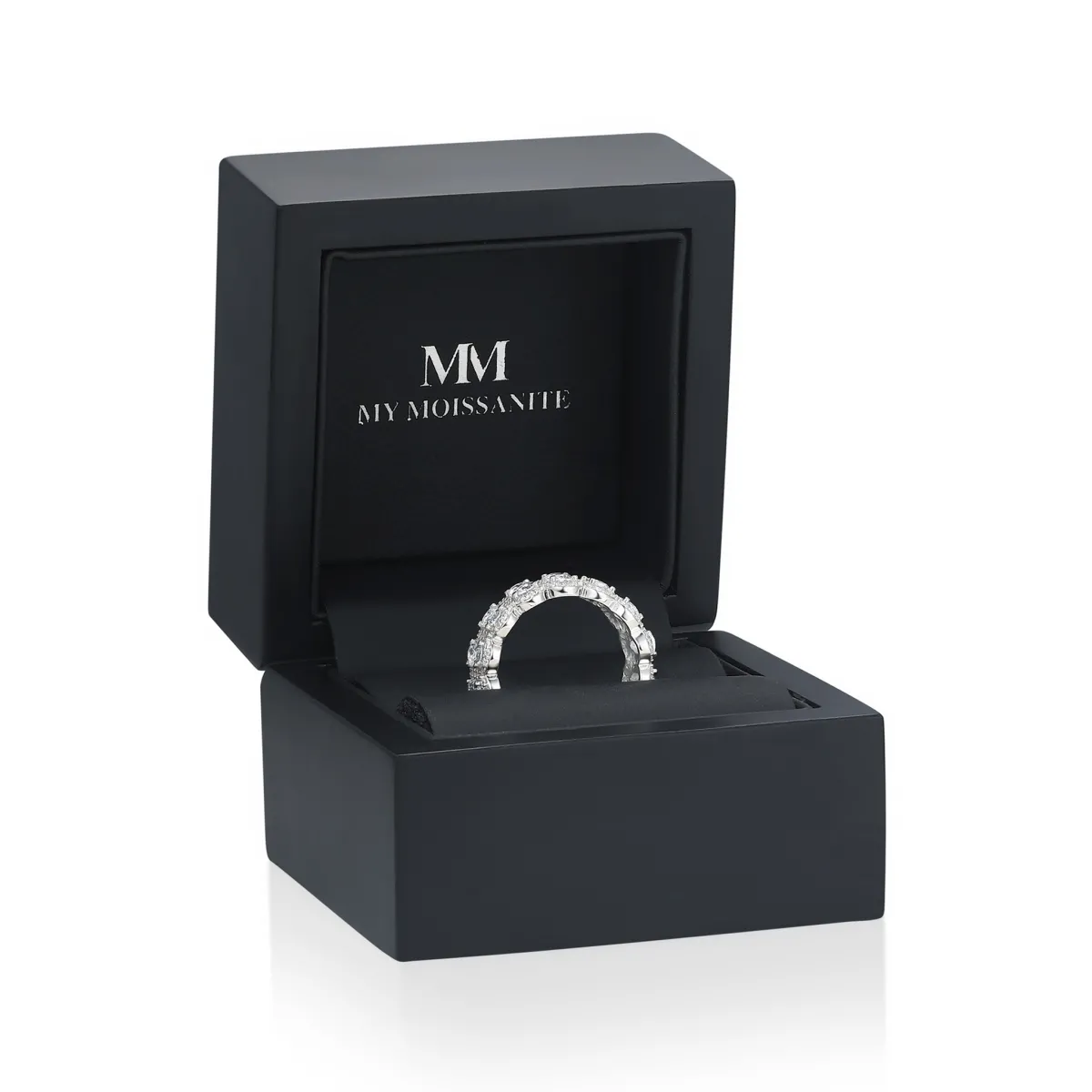 Opaline - Oval Cut Moissanite Eternity Ring With Scalloped Pavé Halo