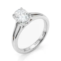 Grace – Oval Split-Shank Moissanite Ring