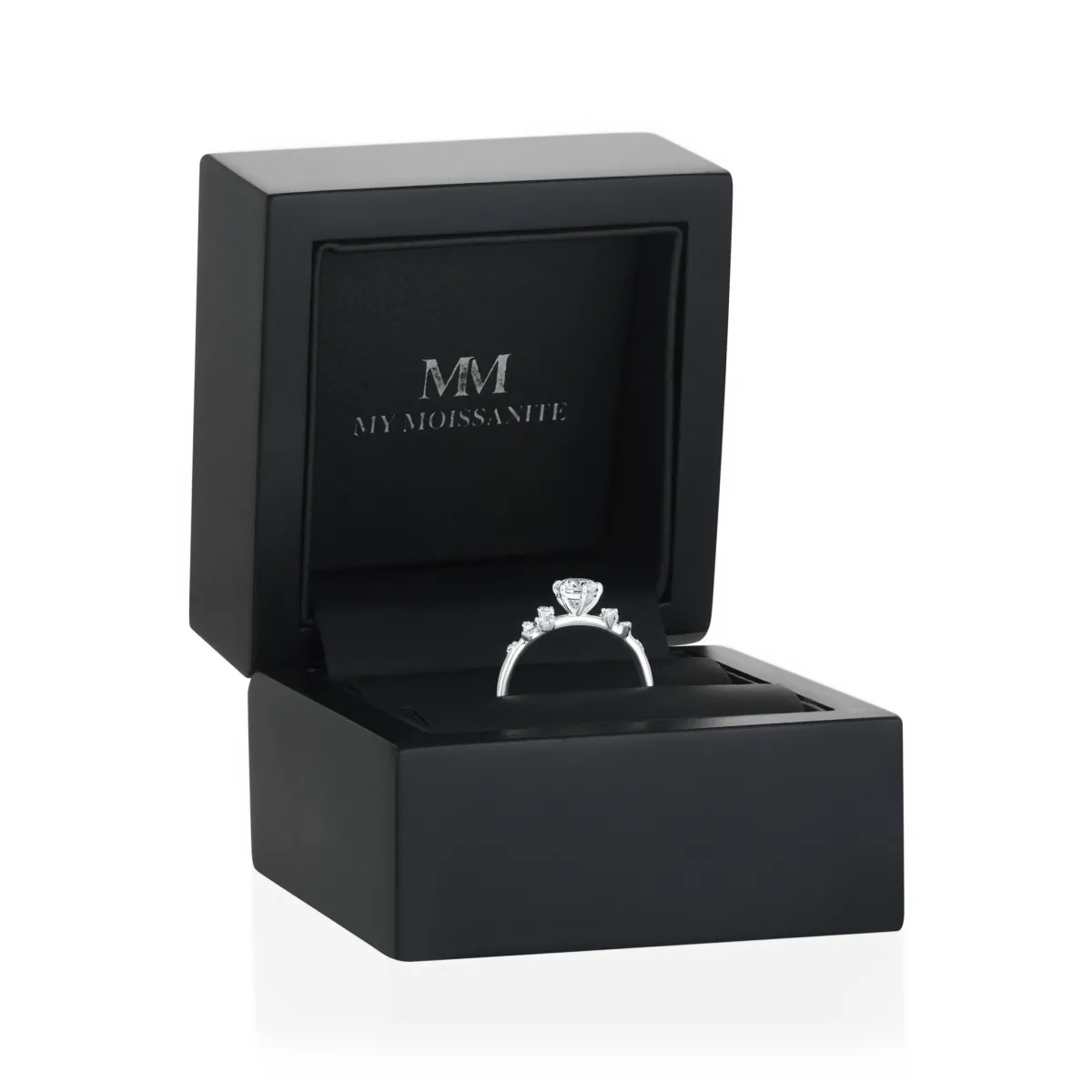  Aurora - Moissanite Ring With Minimalistic Side Stones